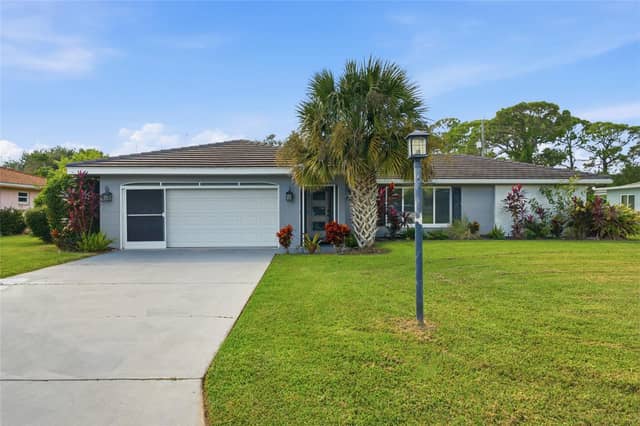 204 MONET DR photo