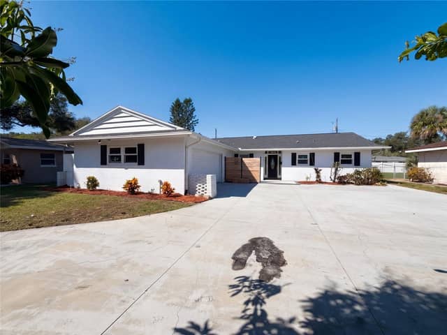 2645 ROY HANNA DR S photo
