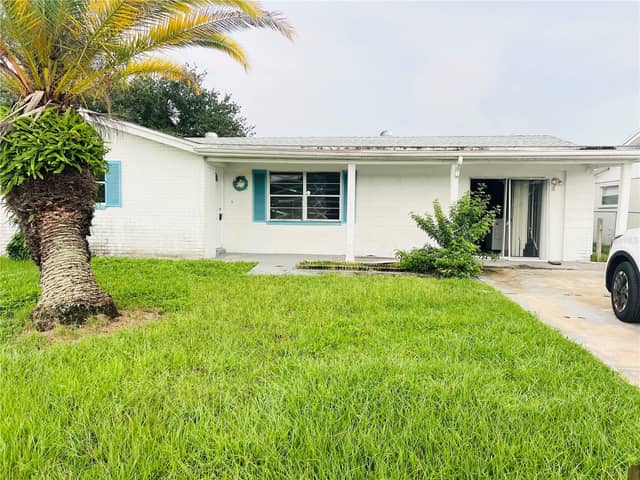 7230 INGLESIDE DR photo