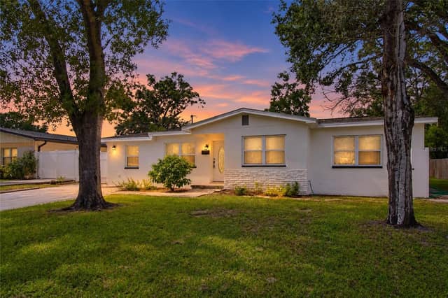 4608 HARVEY AVE photo