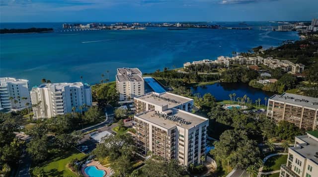 150 BELLEVIEW BLVD #403 photo