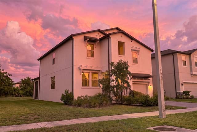 7702 S KISSIMMEE ST photo