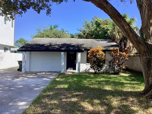 3524 CHAPEL DR photo