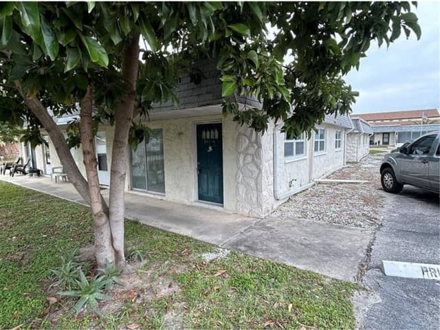 9820 HIDDEN LN #2 photo