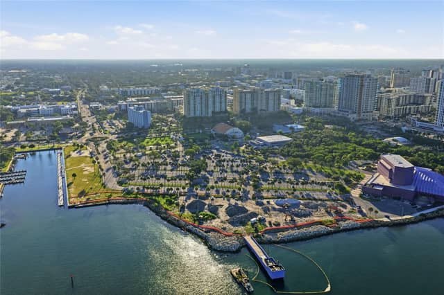 800 N TAMIAMI TRL #201 photo
