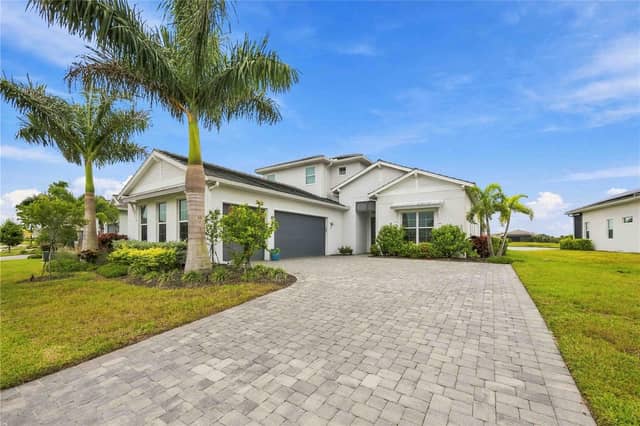 8110 REDONDA LOOP photo
