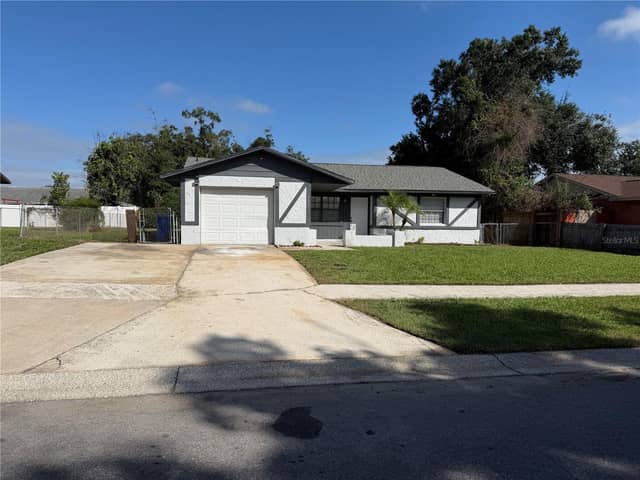 511 COCOPLUM DR photo