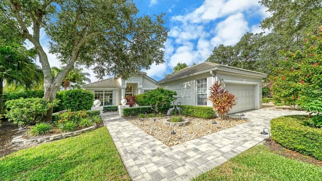 7126 KENSINGTON CT photo
